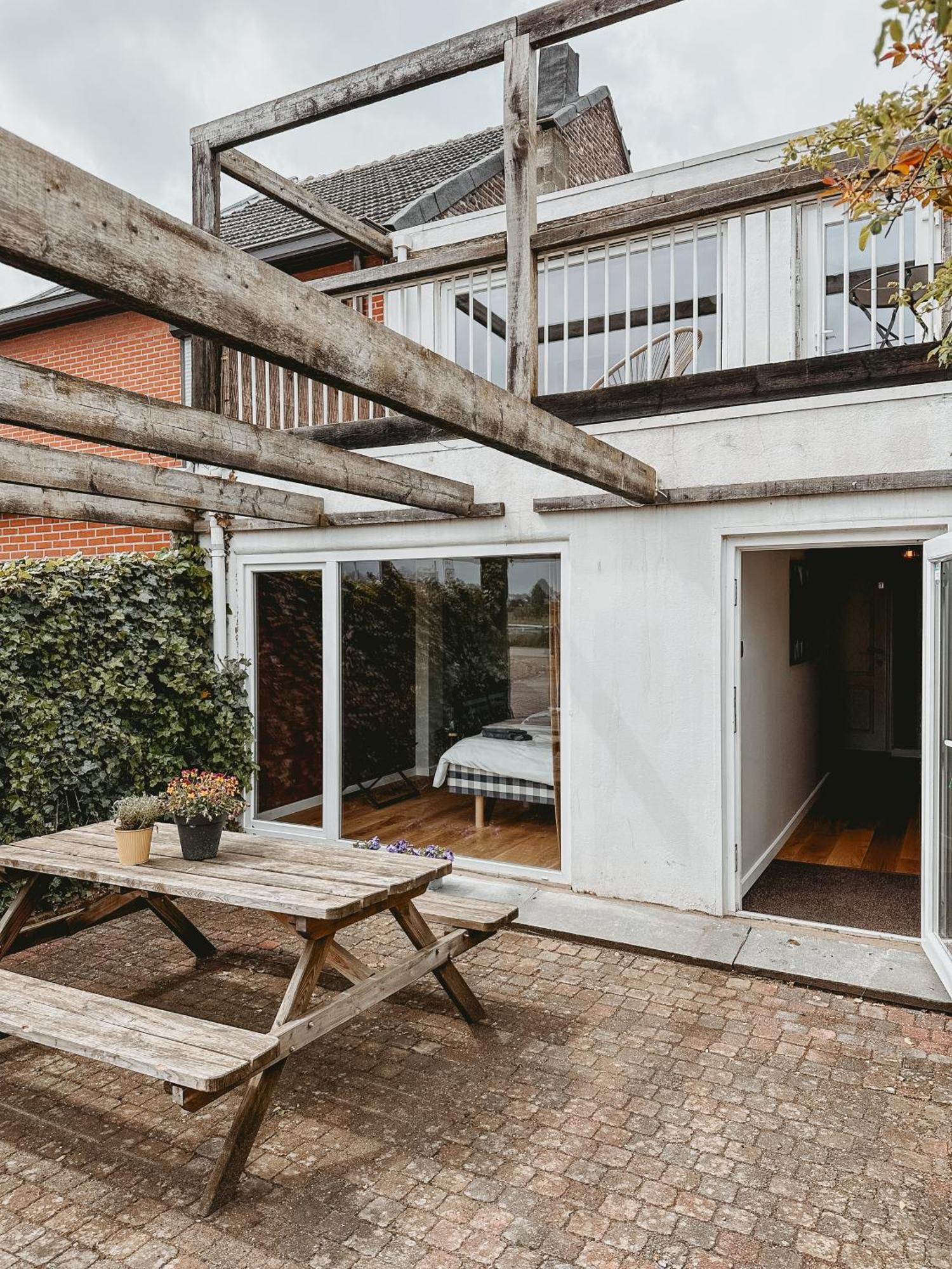 Maas Suites Lanaken Exteriér fotografie